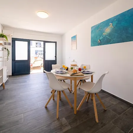 Famara Home Beach דירה פאמארה