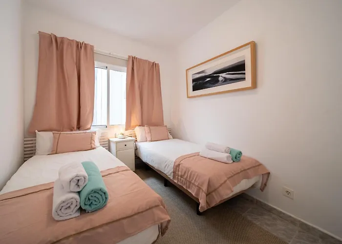 Famara Home Beach דירה